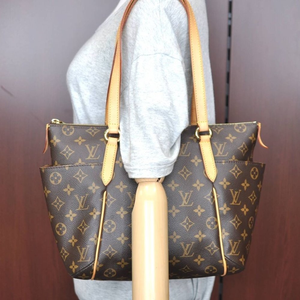 Monogram Totally PM Shoulder Tote Bag - Picture 11 of 11